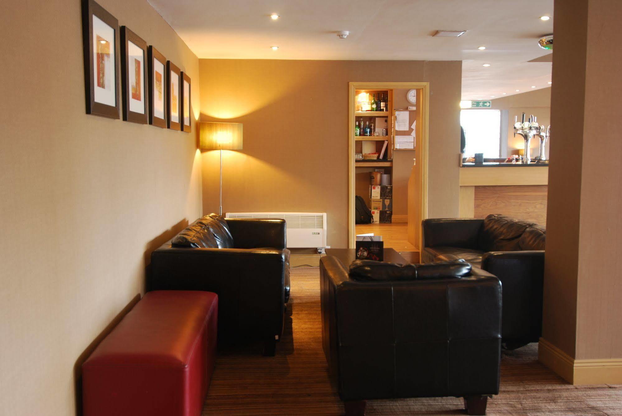 Hotel Cladhan Falkirk Buitenkant foto